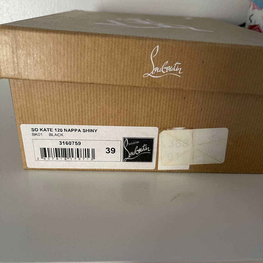 Christian Louboutin So Kate Black Heels - Picture 12 of 12